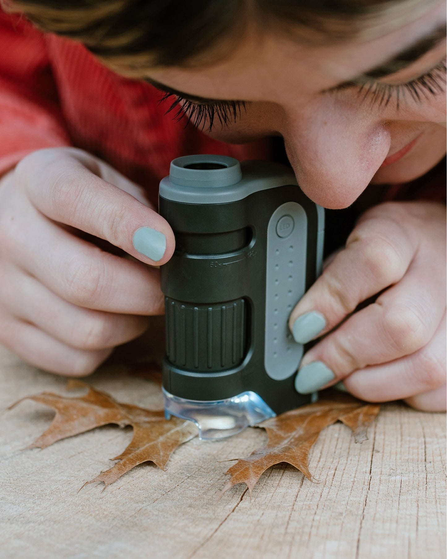 Carson MicroBrite™ Plus 60x-120x LED Lighted Zoom Pocket Microscope MM-300